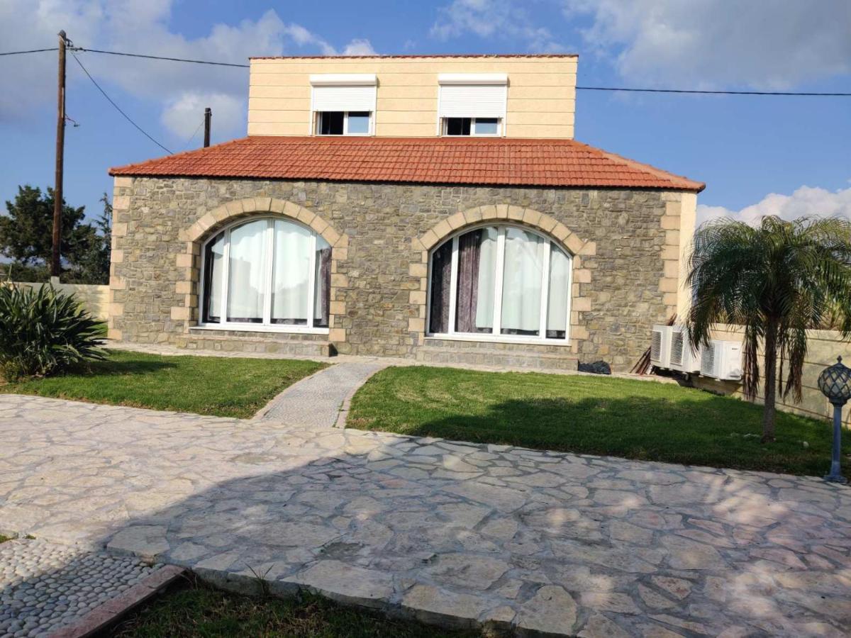 Kiotari Stone House Ferienhaus *